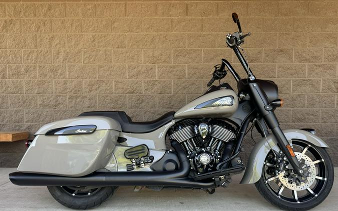 2023 Indian Springfield® Dark Horse®