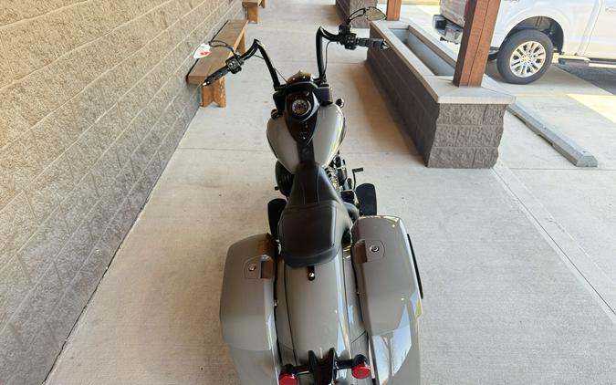2023 Indian Springfield® Dark Horse®