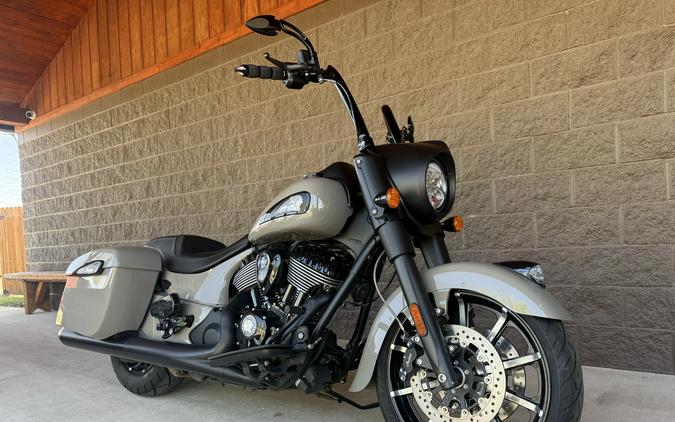 2023 Indian Springfield® Dark Horse®