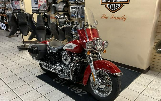 2024 Harley-Davidson® FLI - Hydra-Glide Revival