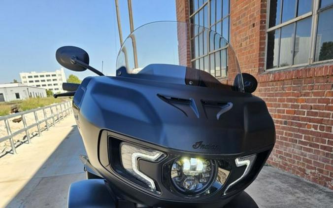 2025 Indian Motorcycle® Pursuit 112 Dark Horse® with PowerBand Audio Package