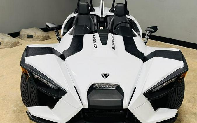 2023 Polaris Slingshot® Slingshot® S Manual