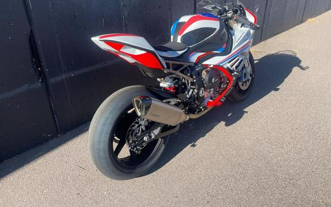 2022 BMW S 1000 RR Light White / Racing Blue / Racing Red