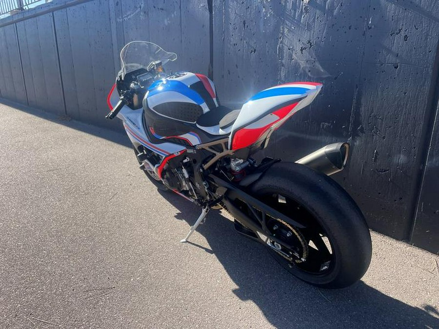 2022 BMW S 1000 RR Light White / Racing Blue / Racing Red