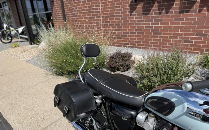 2023 Triumph Bonneville T120 Chrome Edition Chrome / Meriden Blue