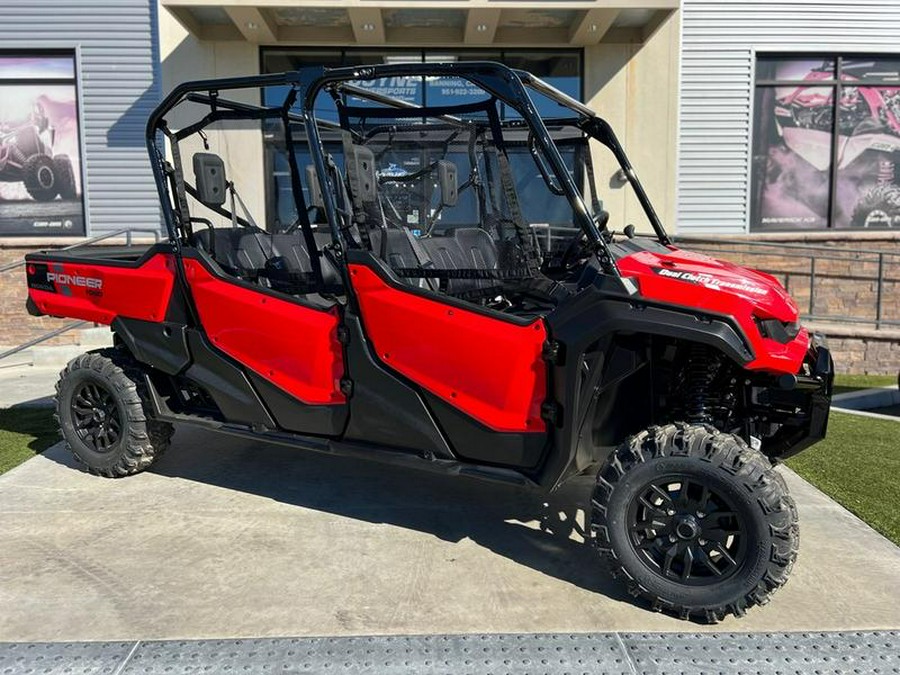 2023 Honda® Pioneer 1000-6 Deluxe Crew