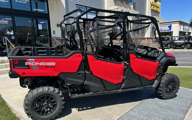 2023 Honda® Pioneer 1000-6 Deluxe Crew