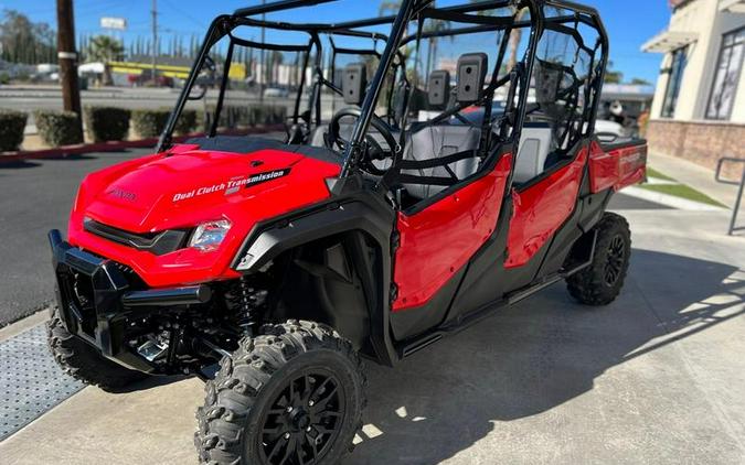 2023 Honda® Pioneer 1000-6 Deluxe Crew