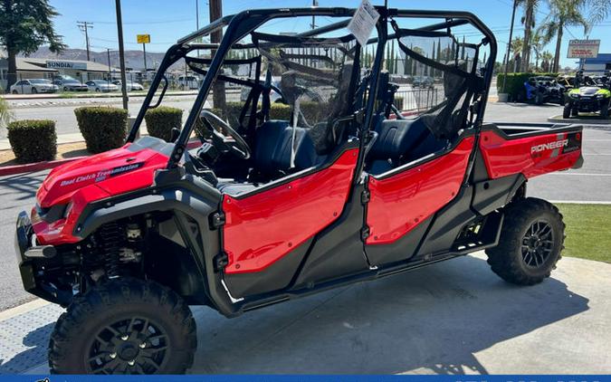 2023 Honda® Pioneer 1000-6 Deluxe Crew