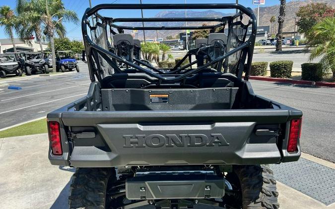 2023 Honda® Pioneer 1000-6 Deluxe Crew