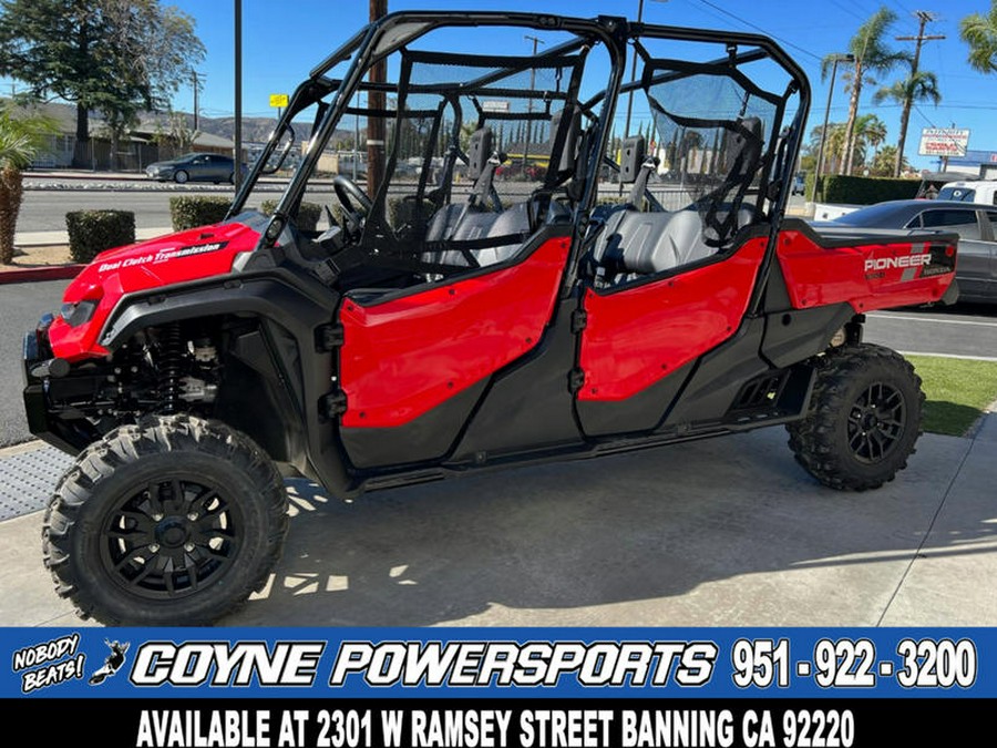 2023 Honda® Pioneer 1000-6 Deluxe Crew