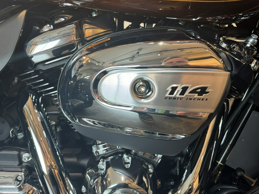 2024 Harley Davidson Tri Glide Ultra Tobacco Fade Wisconsin