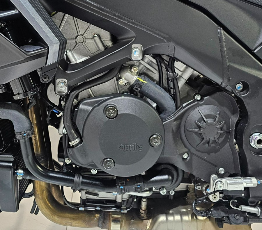 2026 Aprilia Tuono V4 1100