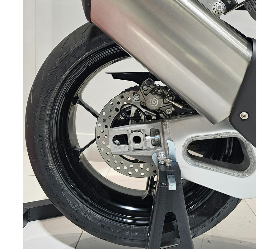 2026 Aprilia Tuono V4 1100