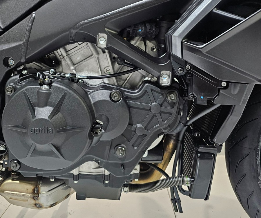 2026 Aprilia Tuono V4 1100