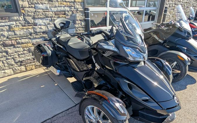 2013 Can-Am Spyder® ST Limited