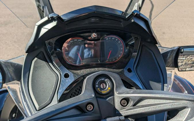 2013 Can-Am Spyder® ST Limited