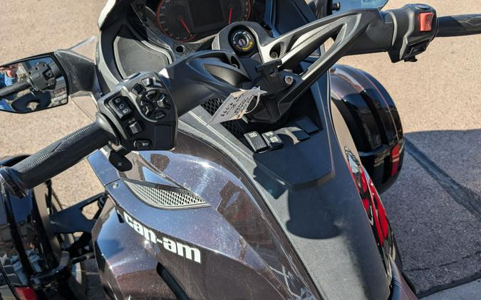 2013 Can-Am Spyder® ST Limited