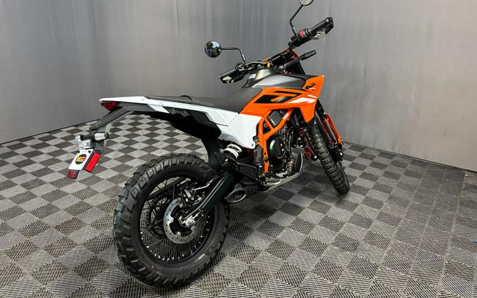2026 KTM 390 Enduro R