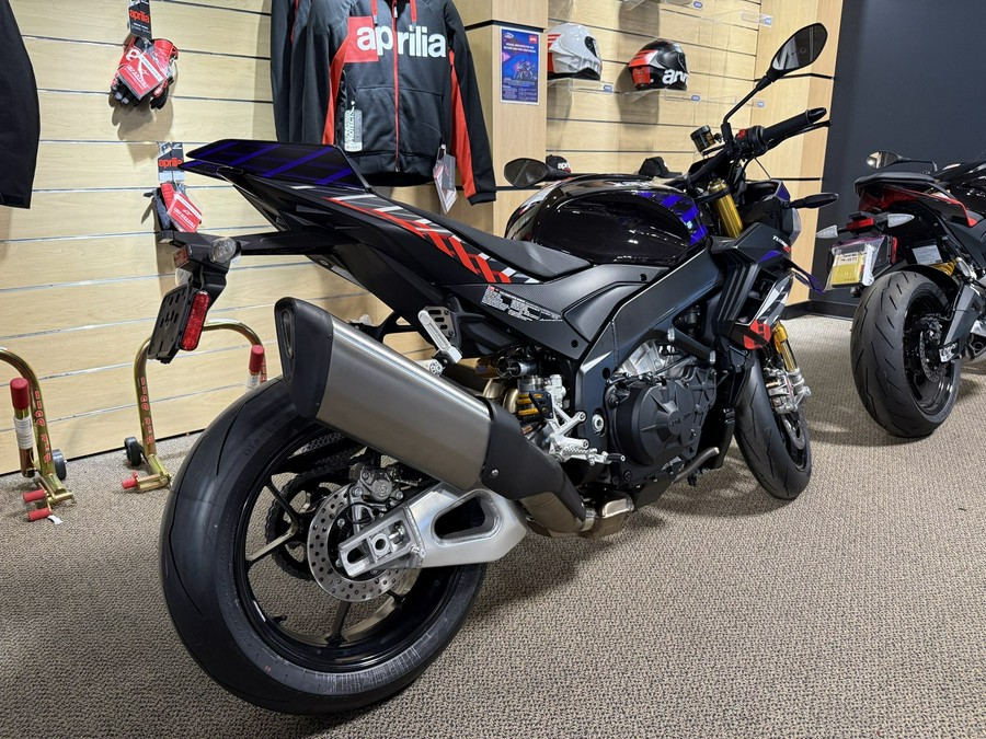 2027 Aprilia Tuono V4 Factory