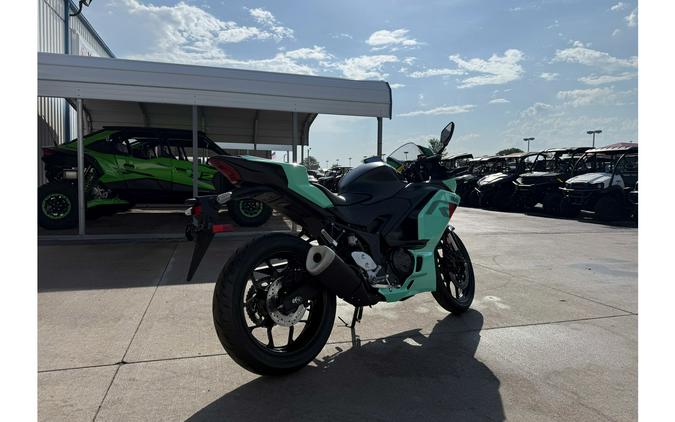 2026 YZF-R3 ABS - Yamaha