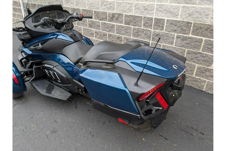 2023 Can-Am Spyder RT