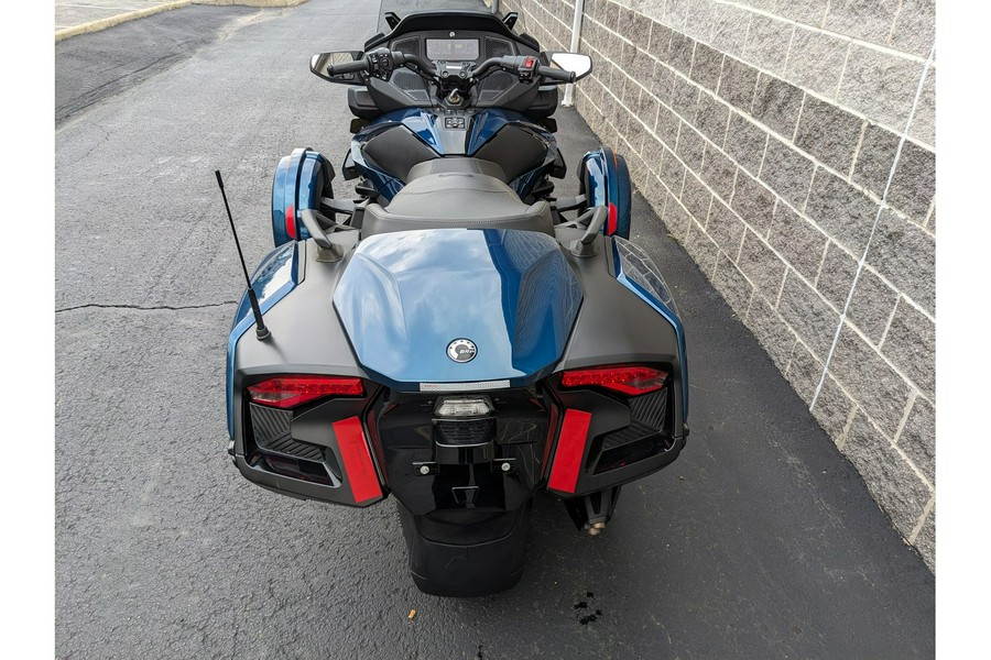 2023 Can-Am Spyder RT