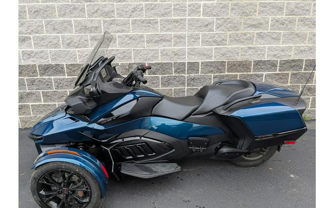 2023 Can-Am Spyder RT