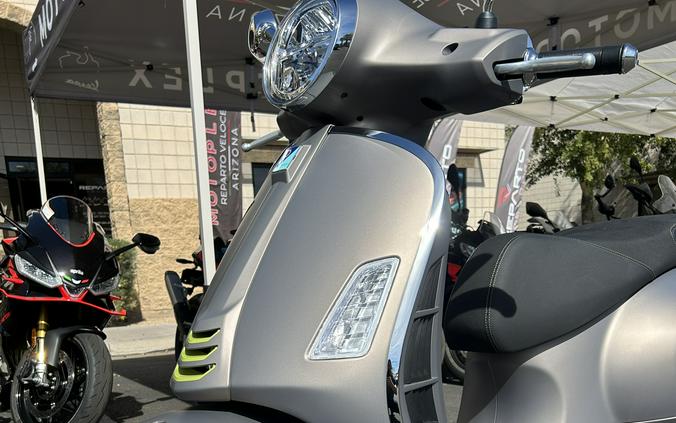 2025 Vespa GTS 310 SuperTech