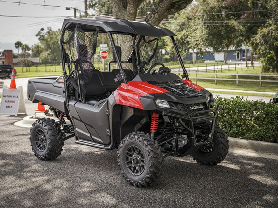 2026 Honda Pioneer 700 Deluxe