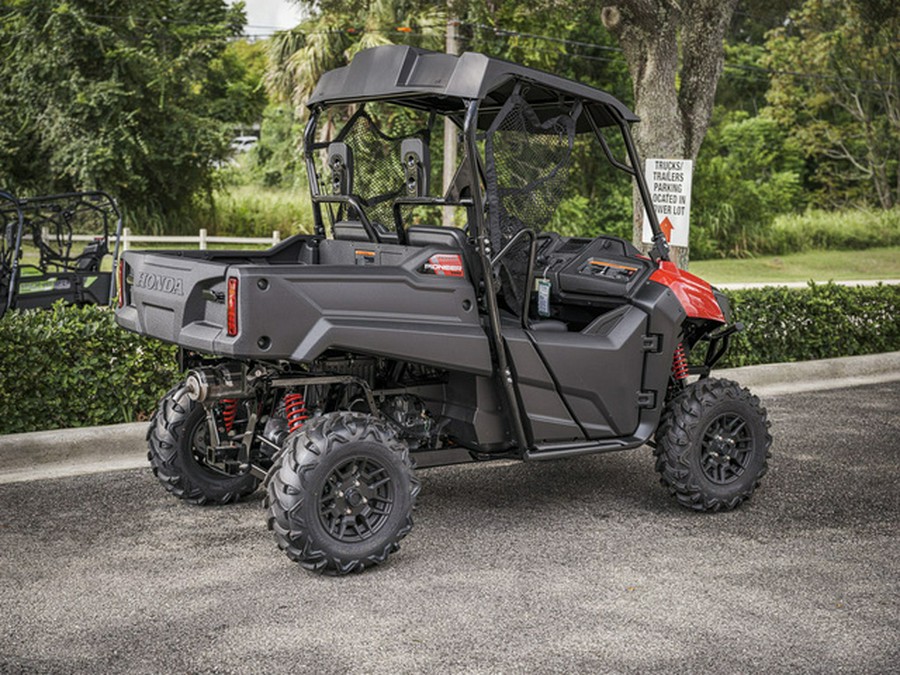 2026 Honda Pioneer 700 Deluxe