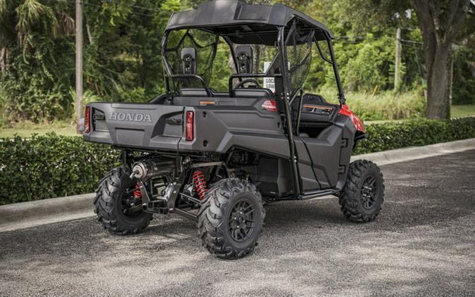 2026 Honda Pioneer 700 Deluxe