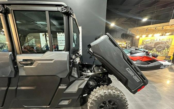 2024 Can-Am® Defender MAX Limited HD10