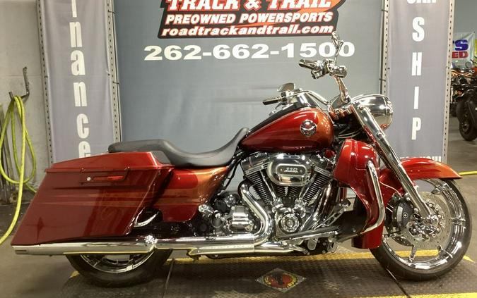 2013 Harley-Davidson® FLHRSE5 - CVO™ Road King®