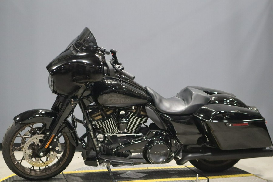 2022 Harley-Davidson Street Glide ST