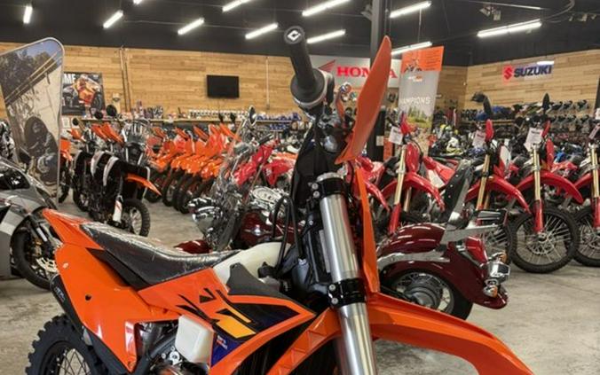2026 KTM XC 300