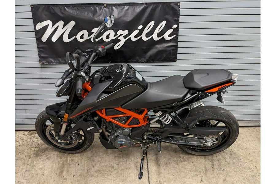 2023 KTM 390 Duke