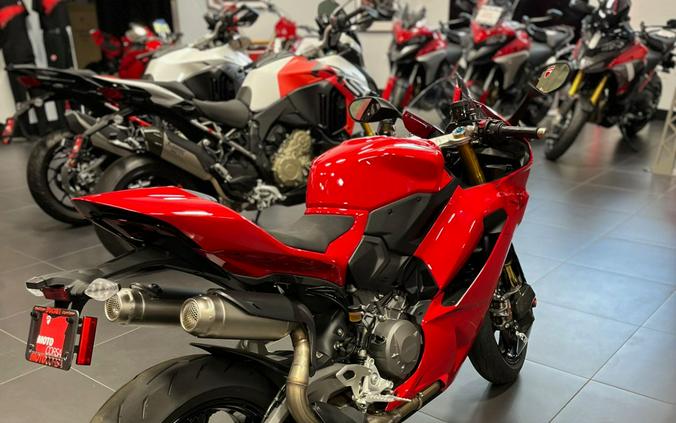 2026 Ducati Panigale V2 S
