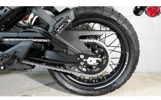 2024 Husqvarna SVARTPILEN 401