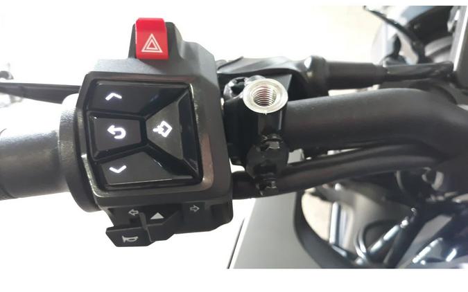 2024 Husqvarna SVARTPILEN 401