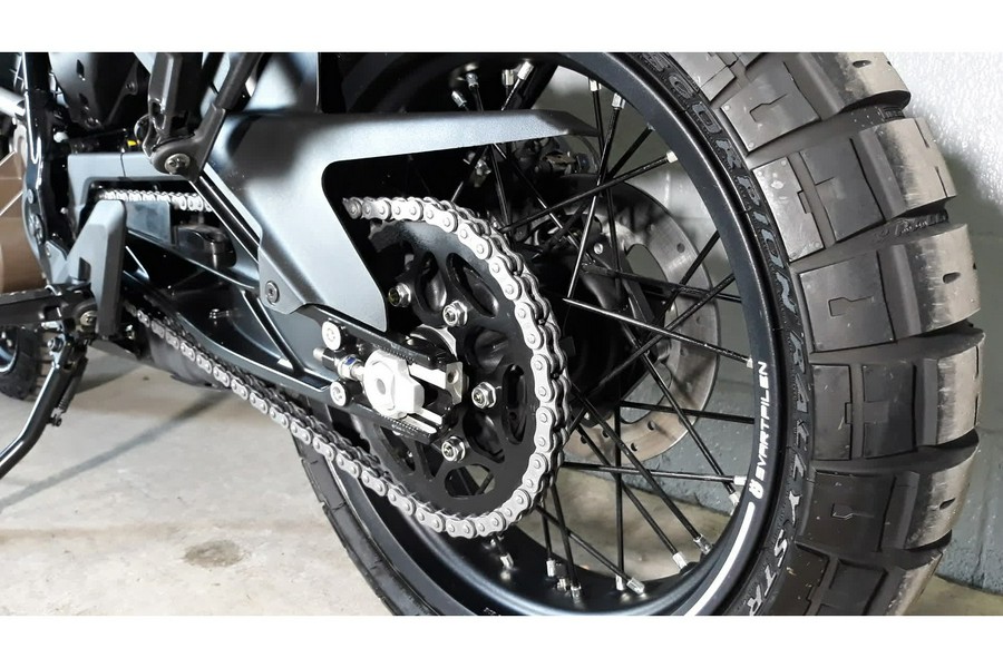 2024 Husqvarna SVARTPILEN 401