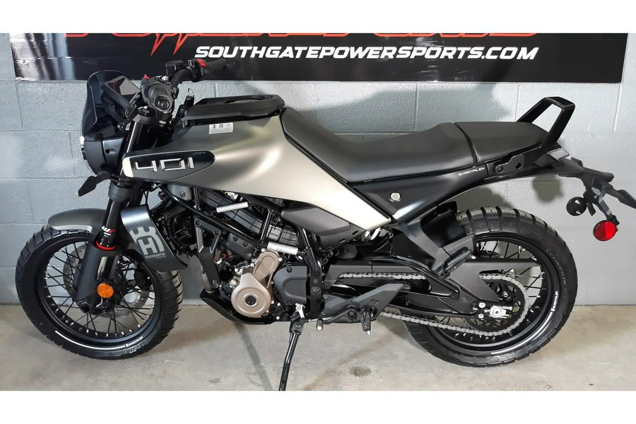 2024 Husqvarna SVARTPILEN 401