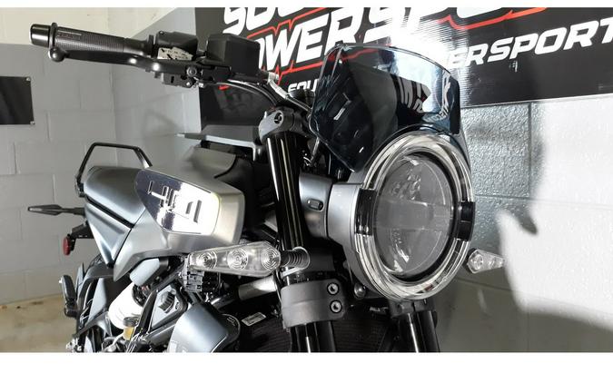2024 Husqvarna SVARTPILEN 401