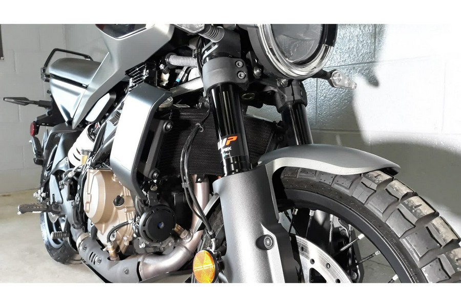 2024 Husqvarna SVARTPILEN 401