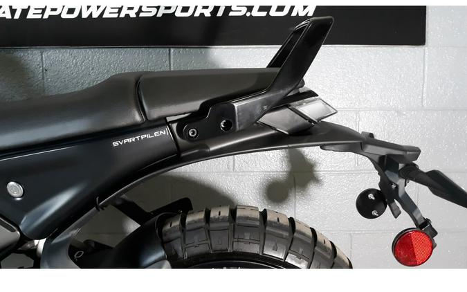 2024 Husqvarna SVARTPILEN 401