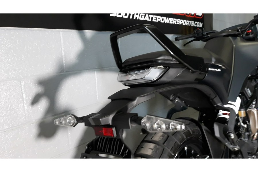 2024 Husqvarna SVARTPILEN 401