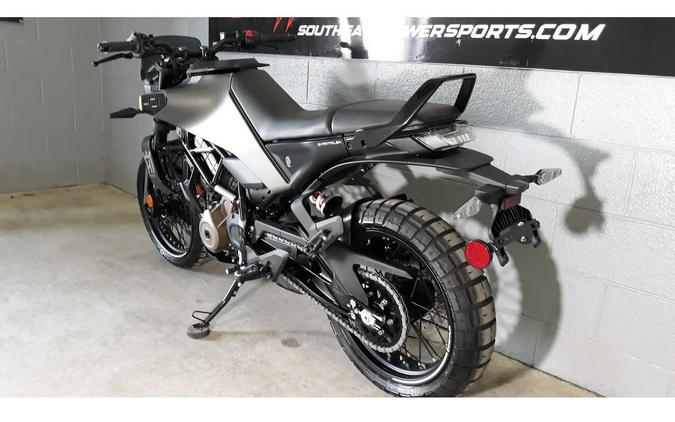 2024 Husqvarna SVARTPILEN 401