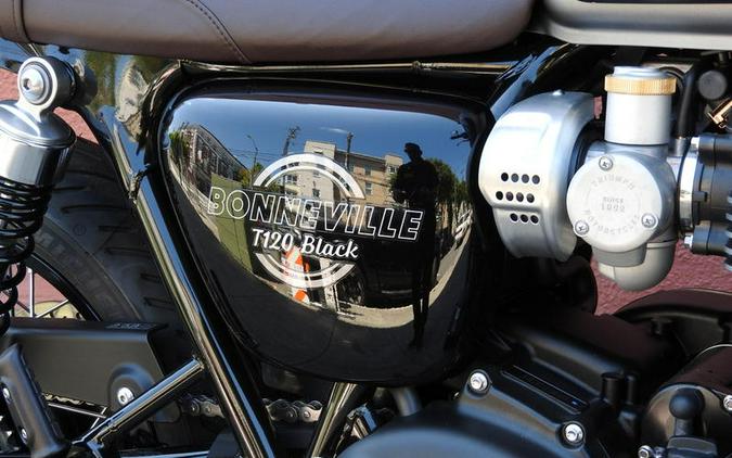 2026 Triumph Bonneville T120 Black Matt silver ice
