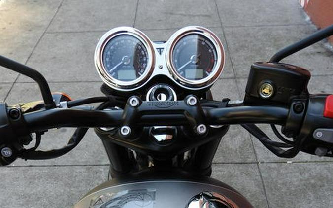 2026 Triumph Bonneville T120 Black Matt silver ice