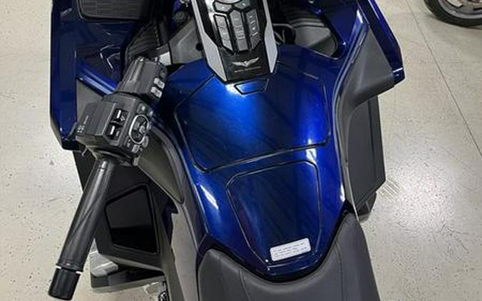 2018 Honda® Gold Wing Tour Automatic DCT Pearl Hawkseye Blue